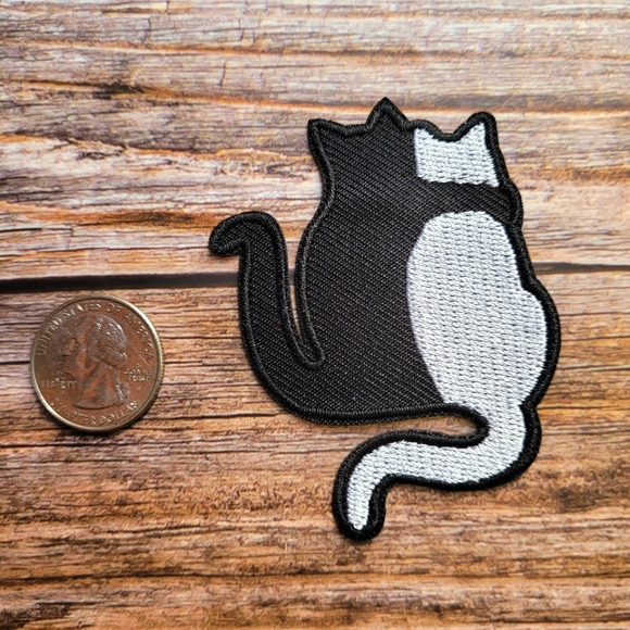 Hugging Friendship Cats Adorble Y2k 90's Iron on Patch. - Picture 2 of 2